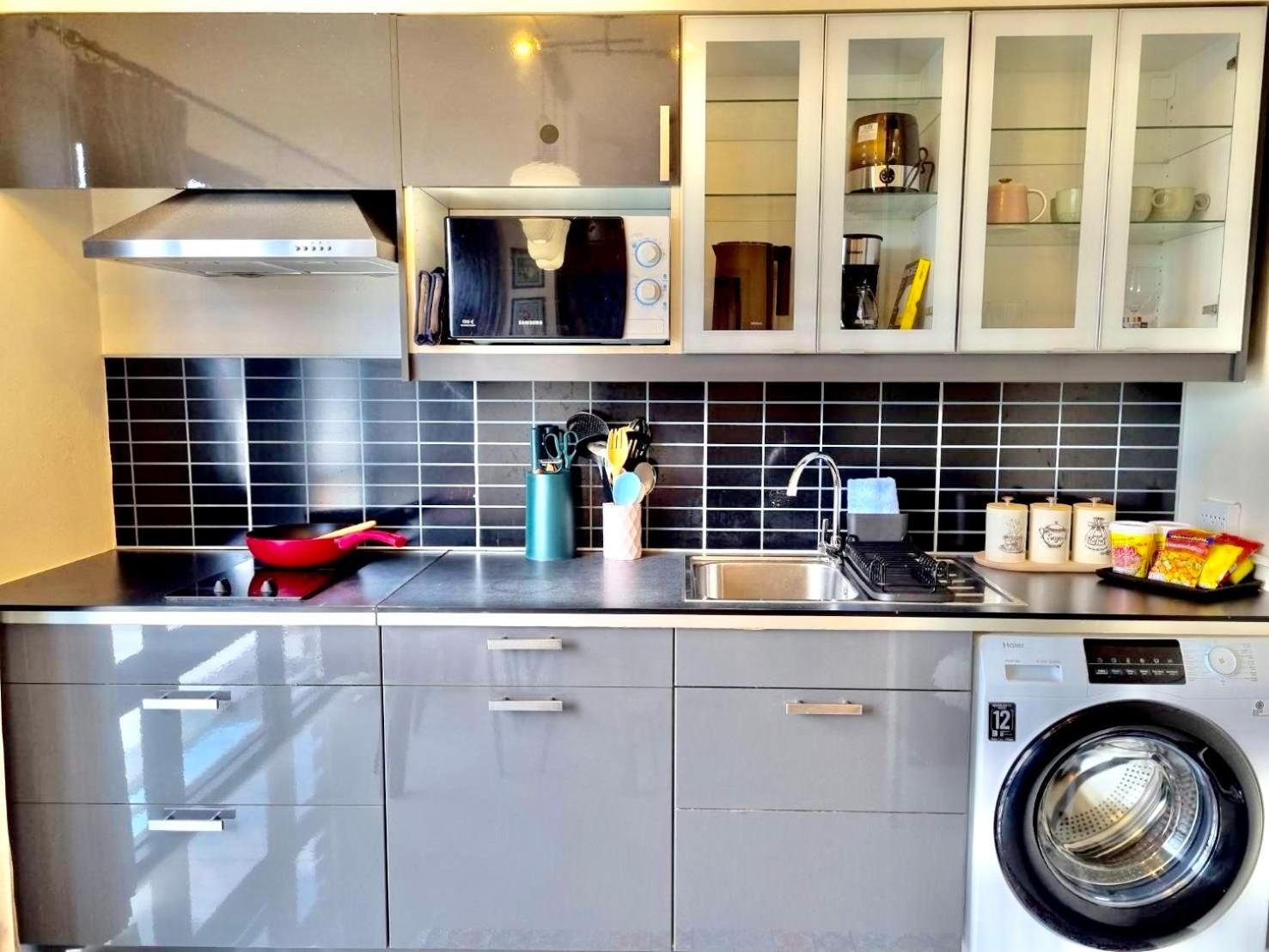 Chez Anne ,apartment 15 Mins From Suvarnabhumi International Airport, Near Airpor Rail Link Huamak ,ban Thap Chang Bangkok